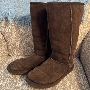 UGG Classic tall brown 5815 Boots